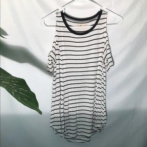 HOLLISTER WOMEN’S STRIPED BLOUSE🖤SUMMER!
